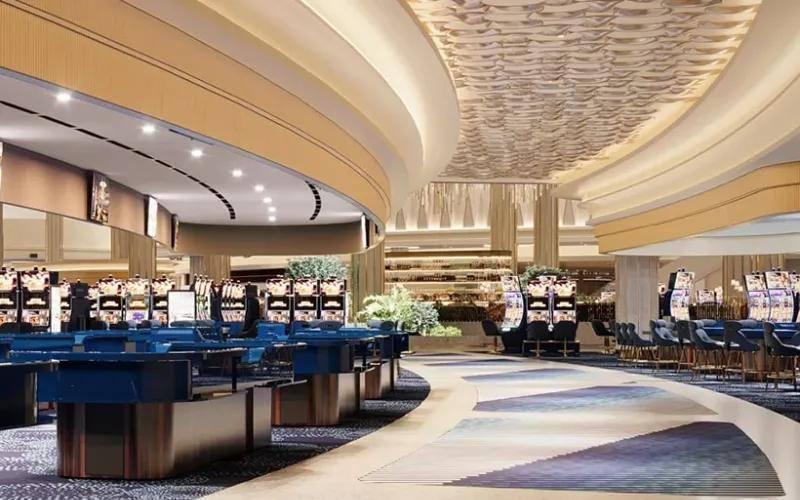 Fontainebleau Hotel & Casino Experience